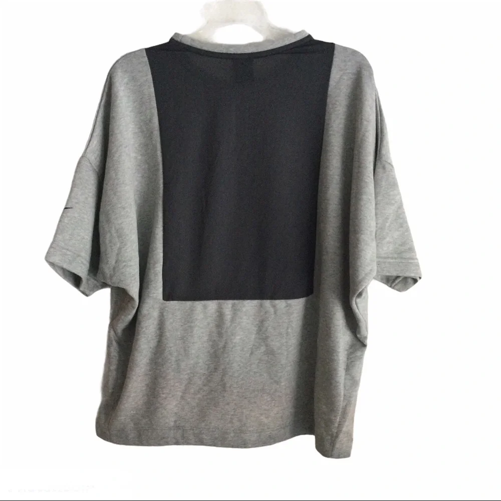 NIKE Dry Versa Mesh Back Training Top Gray Women’s Large